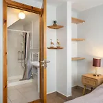 Shannon View Jungle House Athlone