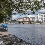 Shannon View Jungle House * Athlone