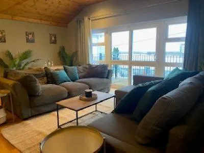 Shannon View Jungle House Athlone