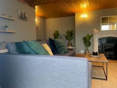 Shannon View Jungle House Holiday home *